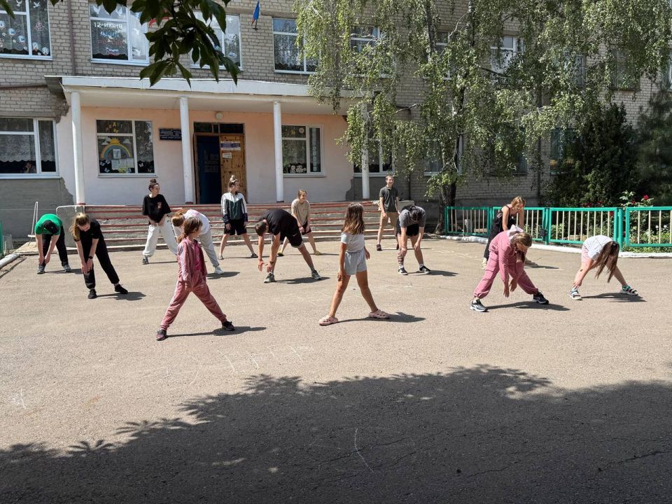 Продолжаем выполнять мероприятия из цикла "Спортивный Донбасс" Продолжаем выполнять мероприятия из цикла "Спортивный Донбасс"