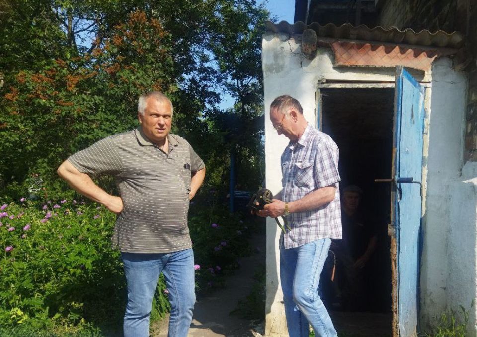 Наталья Бегуненко: В Петровском районе по проекту «УПРАВДОМ» партии Единая Россия организован комиссионный выезд в составе сотрудников Управы Петровского внутригородского района Администрации городского округа Донецк и... Наталья Бегуненко: В Петровском районе по проекту «УПРАВДОМ» партии Единая Россия организован комиссионный выезд в составе сотрудников Управы Петровского внутригородского района Администрации городского округа Донецк и...