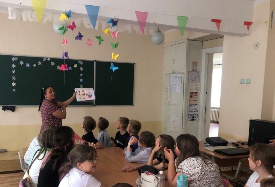 Более 30 дебальцевских школьников приняли участие в профориентационной коммуникативной игре Более 30 дебальцевских школьников приняли участие в профориентационной коммуникативной игре