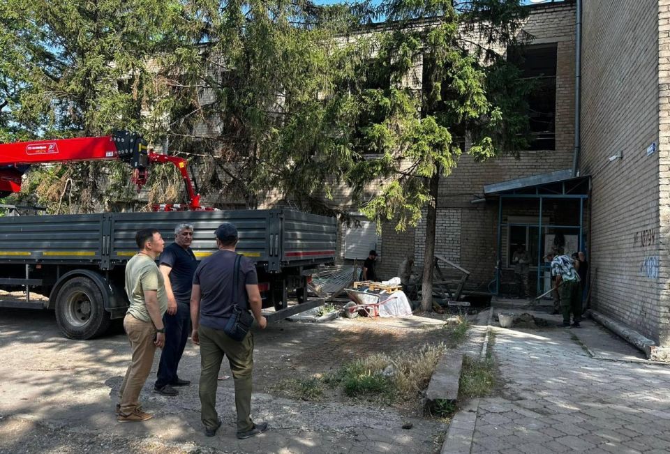 Александр Качанов: Якутия выполнила план строительно-монтажных работ в Докучаевске на 55 % Александр Качанов: Якутия выполнила план строительно-монтажных работ в Докучаевске на 55 %