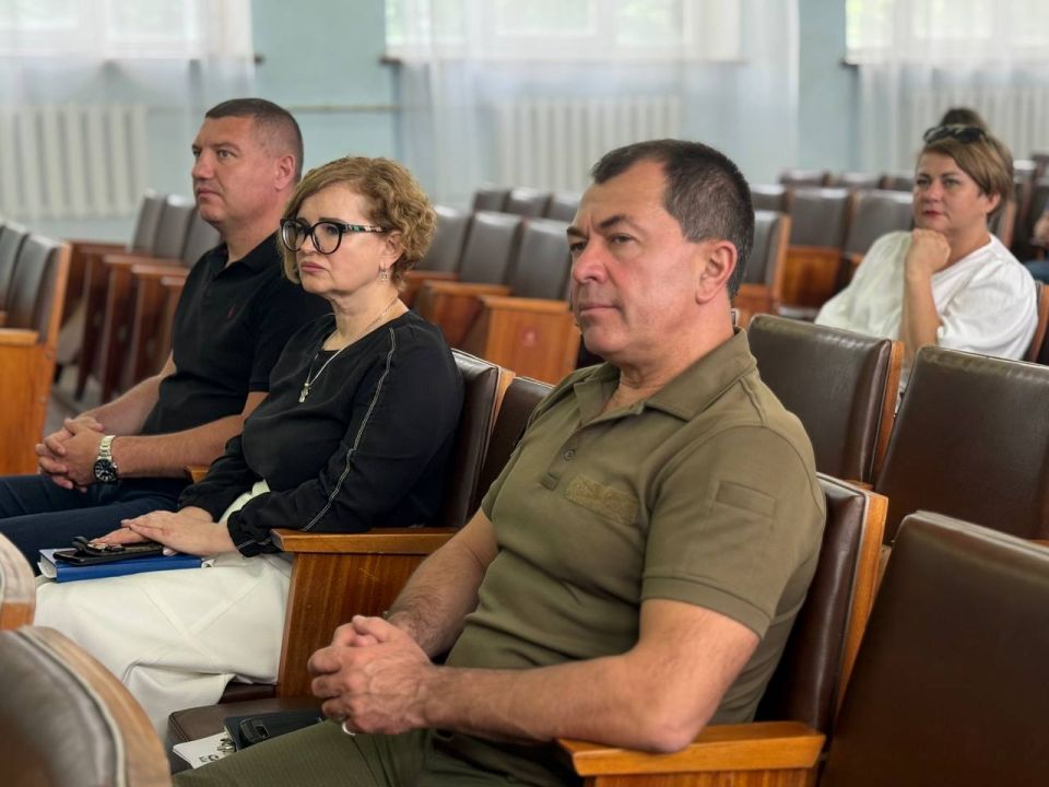 Александр Шатов: Аппаратное совещание в Администрации Шахтерского муниципального округа Донецкой Народной Республики Александр Шатов: Аппаратное совещание в Администрации Шахтерского муниципального округа Донецкой Народной Республики