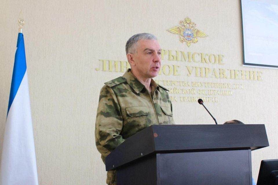 Начальник ГУТ МВД России Олег Калинкин посетил линейные отделы полиции в приграничных регионах Начальник ГУТ МВД России Олег Калинкин посетил линейные отделы полиции в приграничных регионах