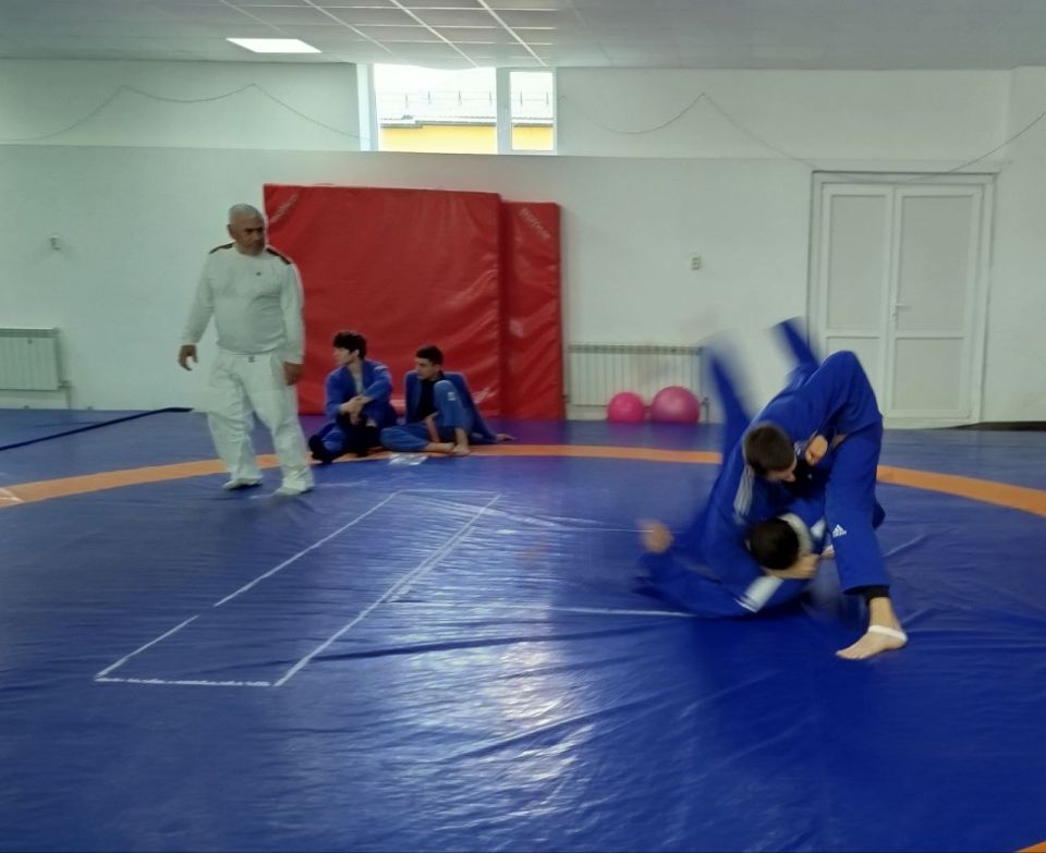 Месячник «СПОРТИВНЫЙ ДОНБАСС» Месячник «СПОРТИВНЫЙ ДОНБАСС»