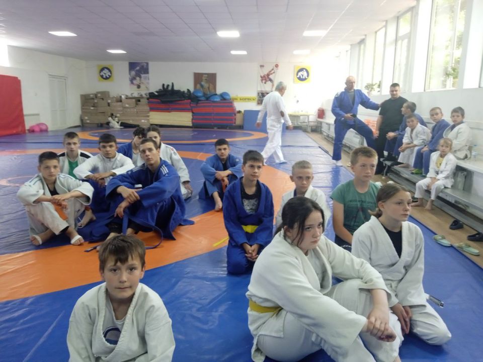 «Центр спортивной подготовки» Липецкой области делится с юными спортсменами – дзюдоистами из ДНР инновационными методиками «Центр спортивной подготовки» Липецкой области делится с юными спортсменами – дзюдоистами из ДНР инновационными методиками