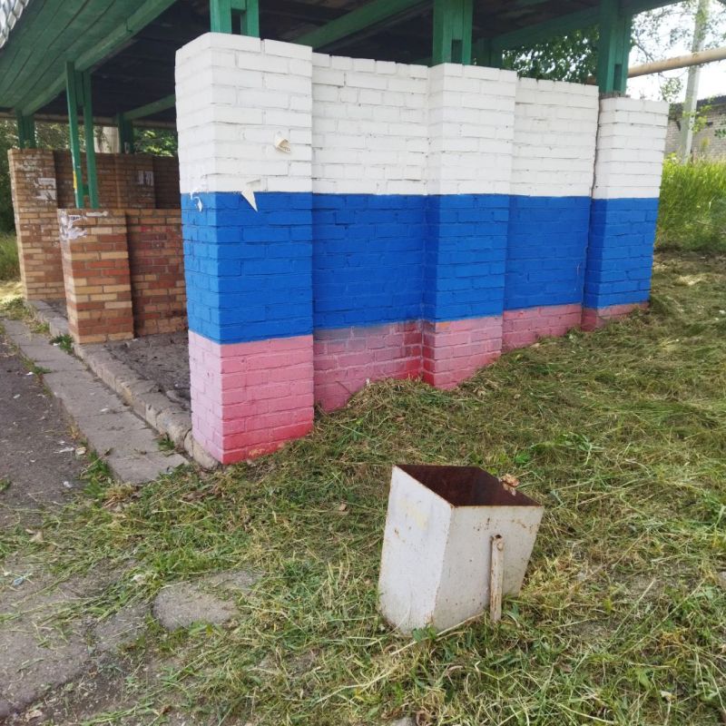 В Кировском продолжается комплекс мероприятий по благоустройству В Кировском продолжается комплекс мероприятий по благоустройству