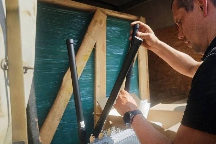 Спасателей защитит «Покров»: сотрудники МЧС России по ДНР получили комплекс радиоэлектронной борьбы Спасателей защитит «Покров»: сотрудники МЧС России по ДНР получили комплекс радиоэлектронной борьбы