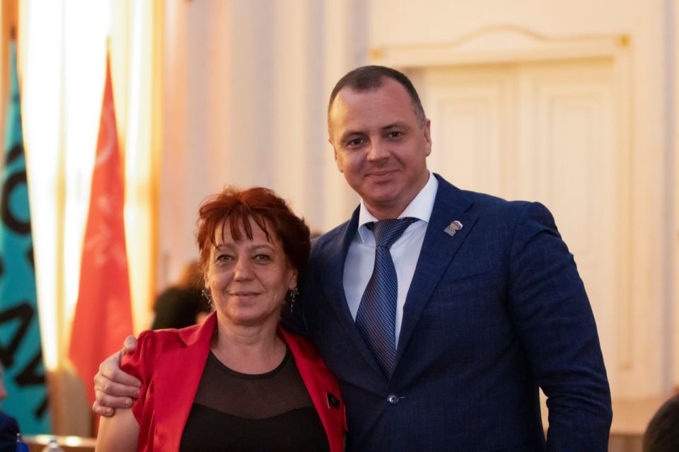 Депутаты Народного Совета удостоены наград и благодарностей Главы ДНР Дениса Пушилина Депутаты Народного Совета удостоены наград и благодарностей Главы ДНР Дениса Пушилина