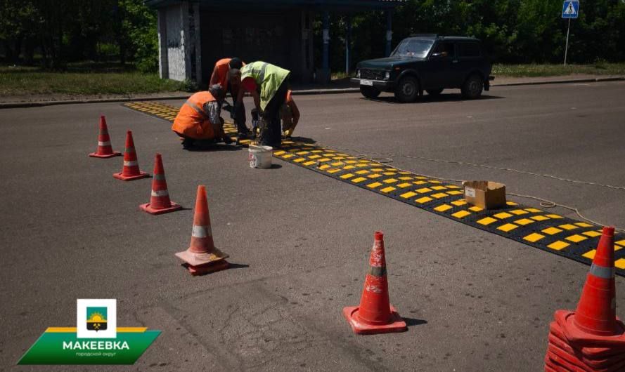 В Макеевке активно ведутся работы по благоустройству В Макеевке активно ведутся работы по благоустройству