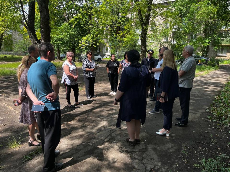 Виктория Жукова: Провела сход граждан, на котором были обсуждены актуальные вопросы и проблемы, волнующие местных жителей Виктория Жукова: Провела сход граждан, на котором были обсуждены актуальные вопросы и проблемы, волнующие местных жителей