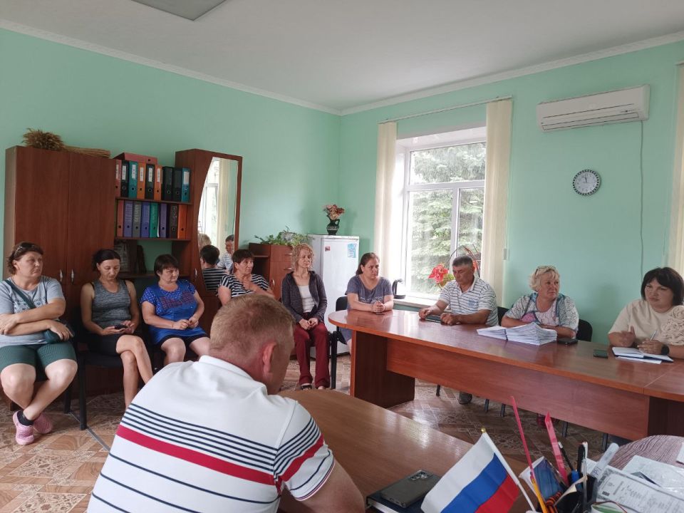 Сергей Юзвинкевич: Сегодня провёл выездной приём жителей села Старченково Сергей Юзвинкевич: Сегодня провёл выездной приём жителей села Старченково