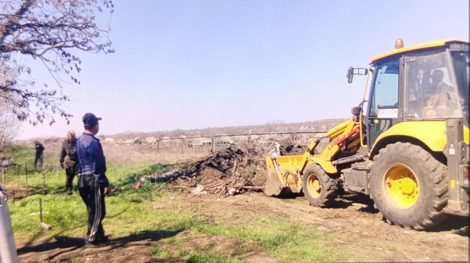 Наталья Великодная: Продолжаем выполнять поручение Главы ДНР Дениса Пушилина - проводим еженедельную экологическую акцию "Чистый четверг", уделяя особое внимание покосу сорной растительности и ликвидации несанкционированных... Наталья Великодная: Продолжаем выполнять поручение Главы ДНР Дениса Пушилина - проводим еженедельную экологическую акцию "Чистый четверг", уделяя особое внимание покосу сорной растительности и ликвидации несанкционированных...
