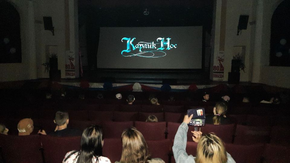 В Кировском продолжают работать пришкольные лагеря В Кировском продолжают работать пришкольные лагеря