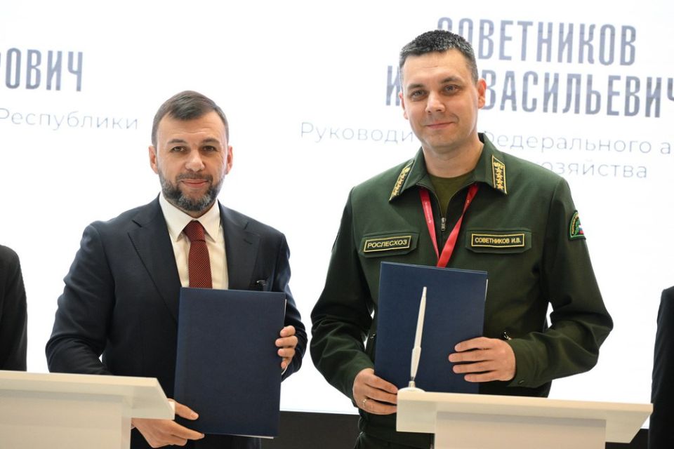 Второй день работы на Петербургском Международном экономическом форуме подошел к концу Второй день работы на Петербургском Международном экономическом форуме подошел к концу