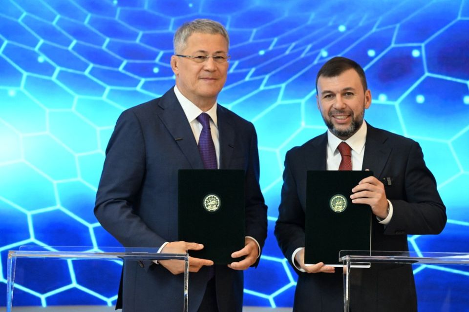 Денис Пушилин: Итоги второго дня ПМЭФ для Республики: ВТБ поддержит строительство жилья, «Аэрофлот» станет спонсором Академии ФК «Шахтер», с федеральной поддержкой восстановим леса и освоим недра Денис Пушилин: Итоги второго дня ПМЭФ для Республики: ВТБ поддержит строительство жилья, «Аэрофлот» станет спонсором Академии ФК «Шахтер», с федеральной поддержкой восстановим леса и освоим недра