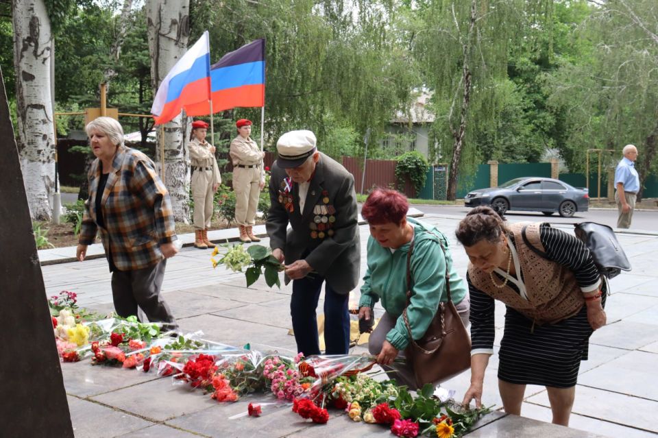 День памяти и скорби 22 июня – это начало Великой Отечественной войны День памяти и скорби 22 июня – это начало Великой Отечественной войны