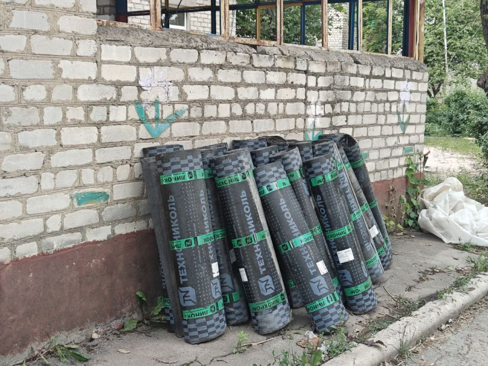 В Снежном продолжается капитальный ремонт дошкольного учреждения В Снежном продолжается капитальный ремонт дошкольного учреждения