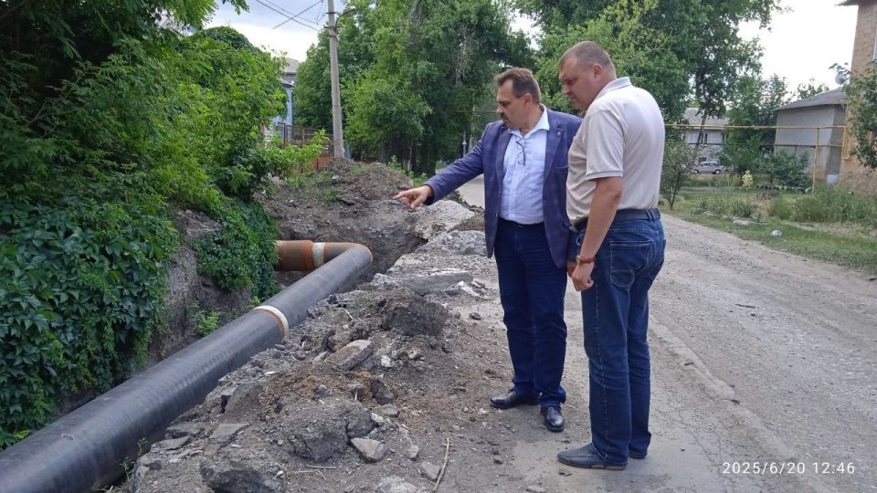 Юрий Будрин: Сегодня, 20 июня 2025 года, в рамках проекта "Управдом", реализуемого Единой Россией, в Кировском районе г. Донецка руководитель Управы Кировского внутригородского района Администрации городского округа Донецк... Юрий Будрин: Сегодня, 20 июня 2025 года, в рамках проекта "Управдом", реализуемого Единой Россией, в Кировском районе г. Донецка руководитель Управы Кировского внутригородского района Администрации городского округа Донецк...
