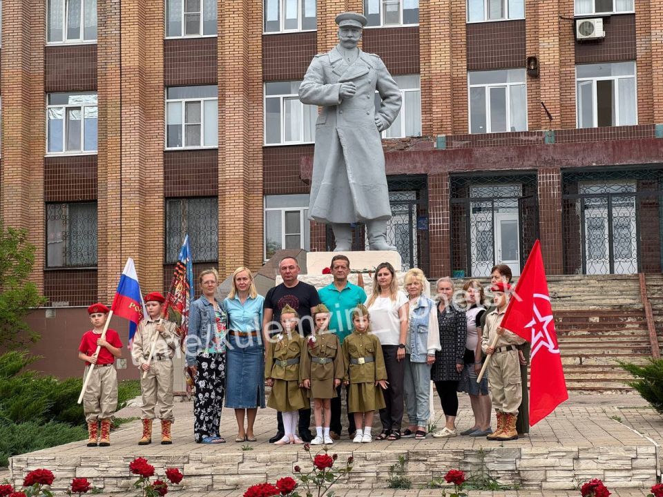Алексей Кулемзин: Ранним утром 22 июня 1941 года на нашу страну без объявления войны вероломно напала фашистская Германия Алексей Кулемзин: Ранним утром 22 июня 1941 года на нашу страну без объявления войны вероломно напала фашистская Германия