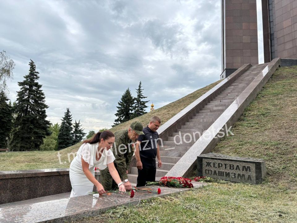 Алексей Кулемзин: Ранним утром 22 июня 1941 года на нашу страну без объявления войны вероломно напала фашистская Германия Алексей Кулемзин: Ранним утром 22 июня 1941 года на нашу страну без объявления войны вероломно напала фашистская Германия