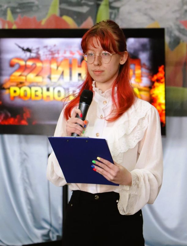 Музыкально-поэтический час «Чтобы жить надо помнить» Музыкально-поэтический час «Чтобы жить надо помнить»