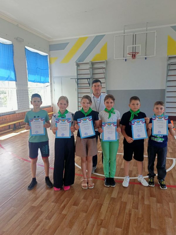 Месячник спорта «Спортивный Донбасс» Месячник спорта «Спортивный Донбасс»