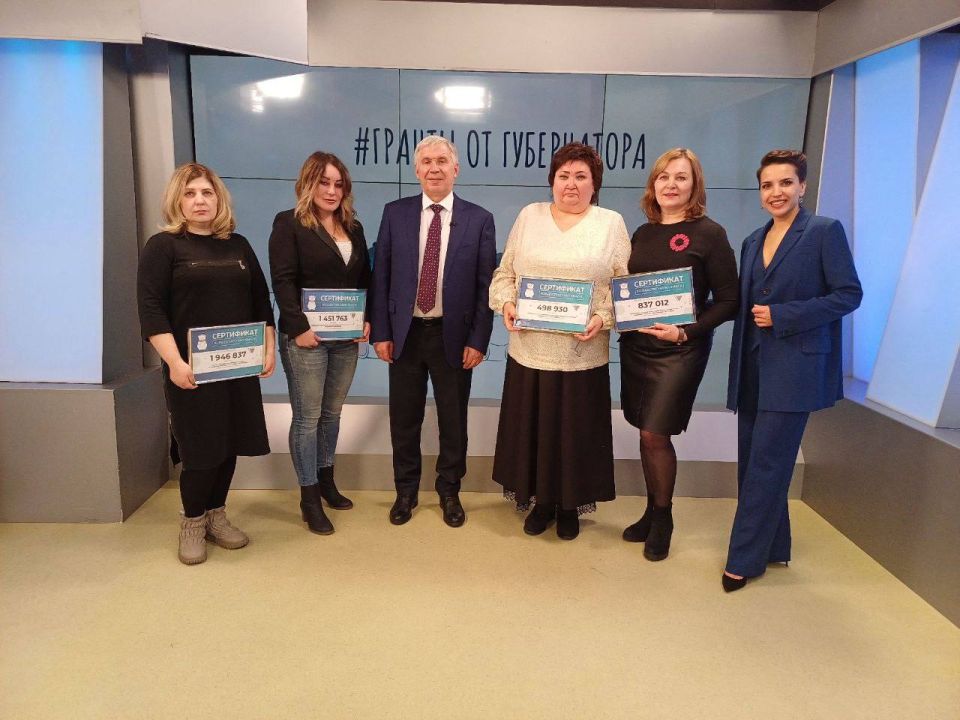 НКО Ямала реализовали 10 проектов для Волновахи НКО Ямала реализовали 10 проектов для Волновахи