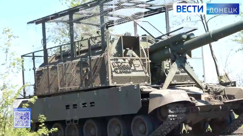 Боевая работа расчёта 152-мм самоходной гаубицы 2С19 «Мста-С» с «элегантной» антидроновой защитой группировки войск «Восток» на Южно-Донецком направлении Боевая работа расчёта 152-мм самоходной гаубицы 2С19 «Мста-С» с «элегантной» антидроновой защитой группировки войск «Восток» на Южно-Донецком направлении