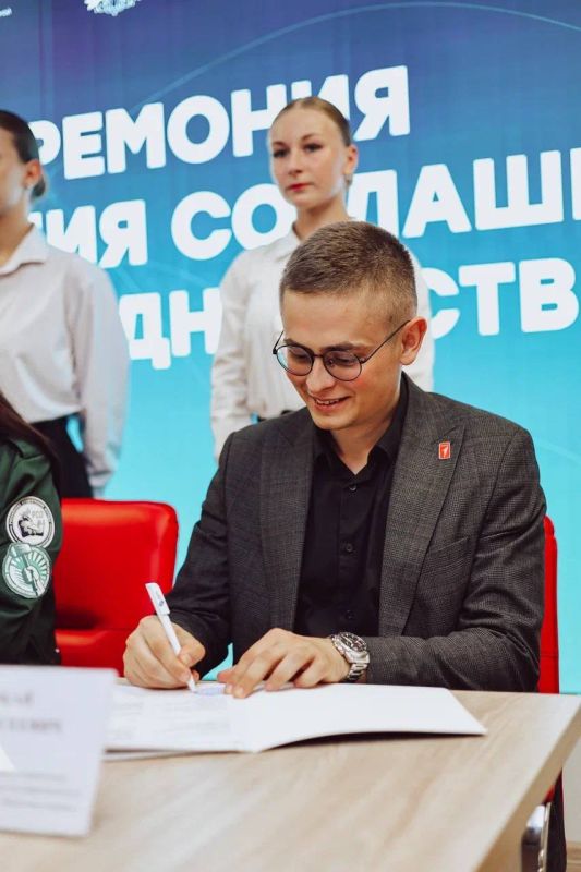 Трудоустройство молодежи: от слов к реальным решениям Трудоустройство молодежи: от слов к реальным решениям