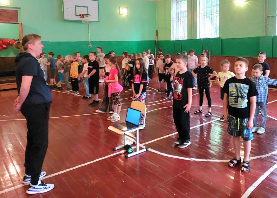 "Спортивный Донбасс": в Куйбышевском районе Донецка заботятся о здоровье подрастающего поколения "Спортивный Донбасс": в Куйбышевском районе Донецка заботятся о здоровье подрастающего поколения