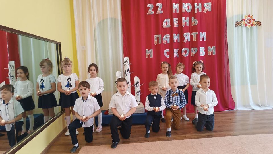 Каждый год 22 июня мы вспоминаем трагическую дату – начало Великой Отечественной войны Каждый год 22 июня мы вспоминаем трагическую дату – начало Великой Отечественной войны