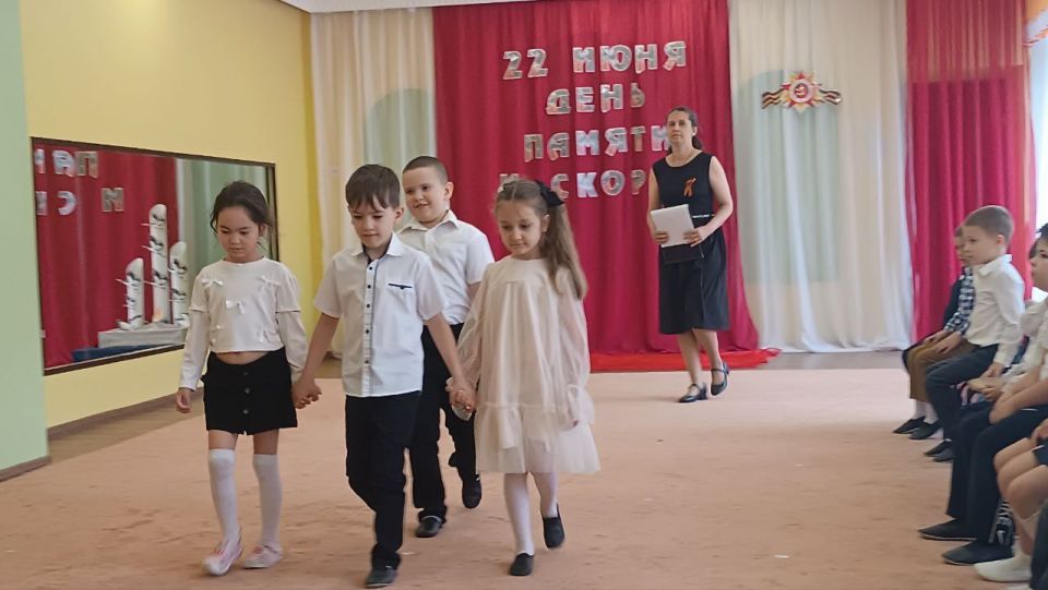 Каждый год 22 июня мы вспоминаем трагическую дату – начало Великой Отечественной войны Каждый год 22 июня мы вспоминаем трагическую дату – начало Великой Отечественной войны