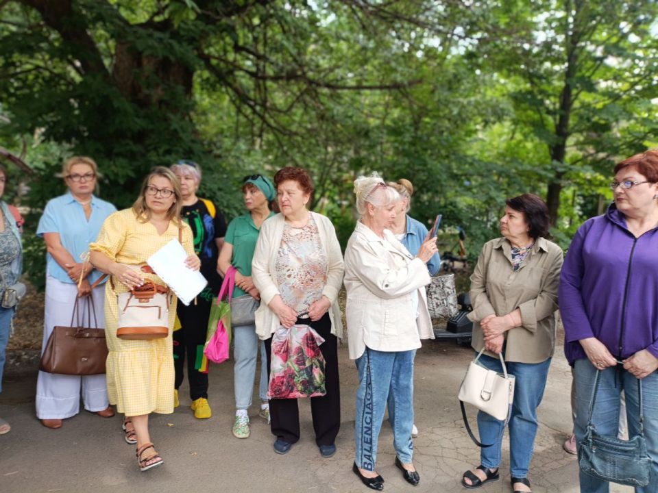 Анна Кондрыкинская: Провела два схода граждан в Киевском районе — с жильцами домов квартал ВГСЧ, ул. Николенко, 5 и жителями ул. Артёма, 108-122 Анна Кондрыкинская: Провела два схода граждан в Киевском районе — с жильцами домов квартал ВГСЧ, ул. Николенко, 5 и жителями ул. Артёма, 108-122