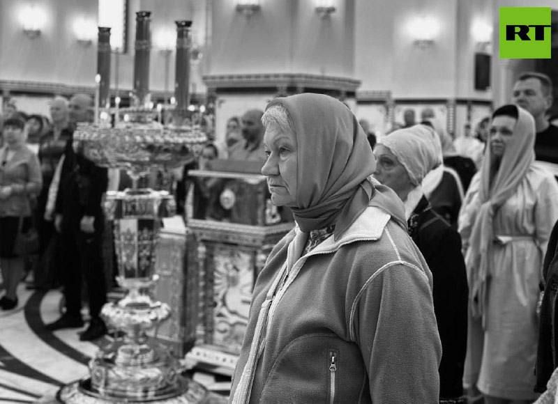 Сегодня не только День скорби и начала Великой Отечественной войны, но и большой православный праздник — День русских святых Сегодня не только День скорби и начала Великой Отечественной войны, но и большой православный праздник — День русских святых