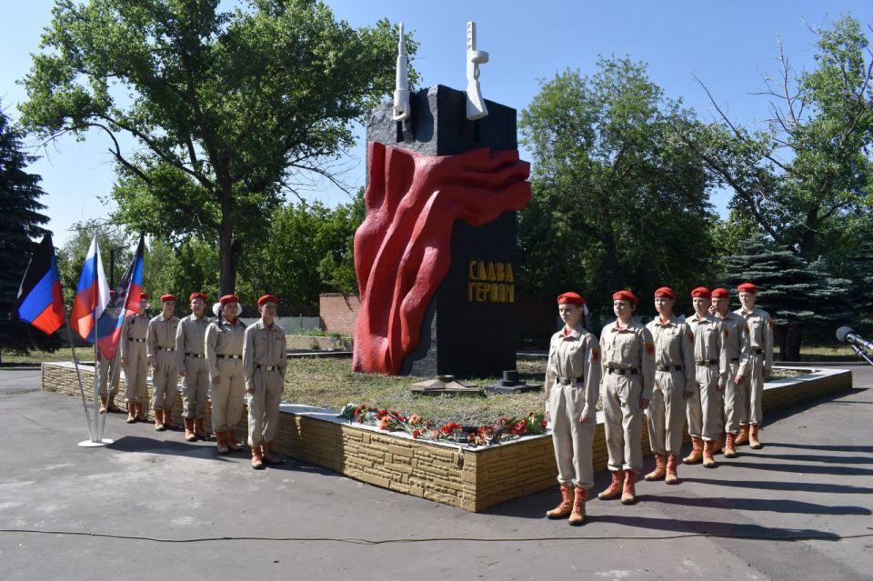 В Кировском почтили память героев Великой Отечественной войны В Кировском почтили память героев Великой Отечественной войны