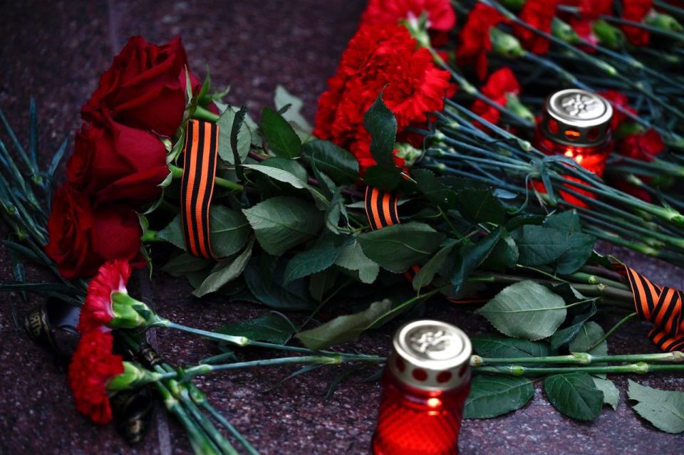 Станислав Дзасохов: В день памяти и скорби присоединился к акции «Свеча памяти» Станислав Дзасохов: В день памяти и скорби присоединился к акции «Свеча памяти»