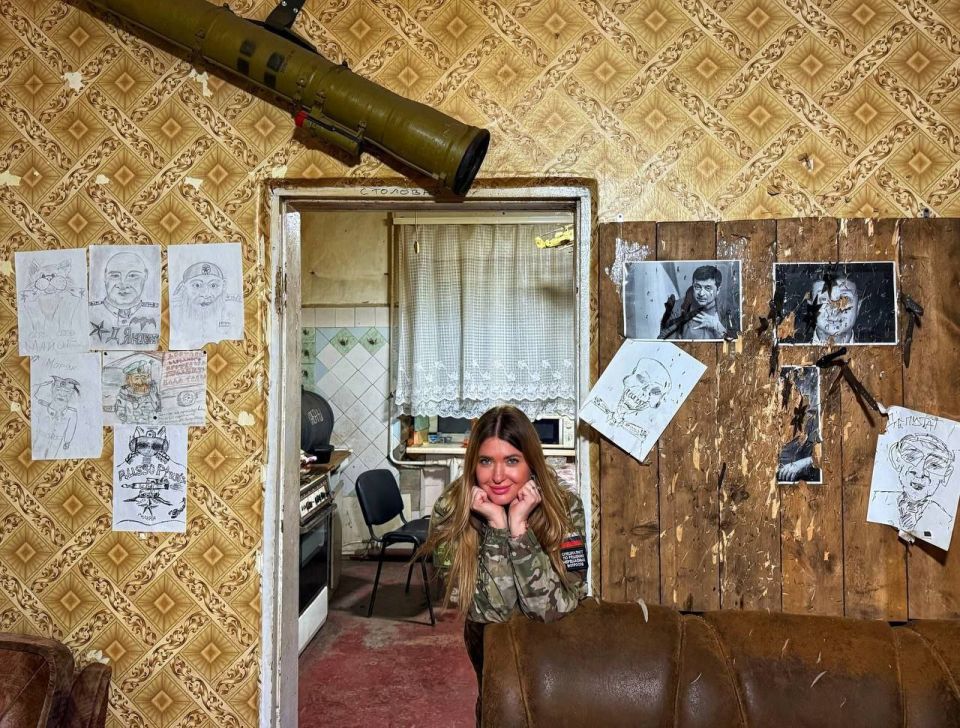 Эксклюзивное интервью военкора агентства ANNA NEWS Марии Коледа с Анной Илясовой – лейтенантом, ЗКР по ВПР 42 МСД 58 армии, «Женщиной года» в номинации «СВО» Эксклюзивное интервью военкора агентства ANNA NEWS Марии Коледа с Анной Илясовой – лейтенантом, ЗКР по ВПР 42 МСД 58 армии, «Женщиной года» в номинации «СВО»