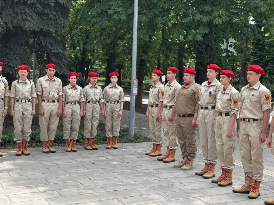 Юнармейцы подводят итоги года Юнармейцы подводят итоги года