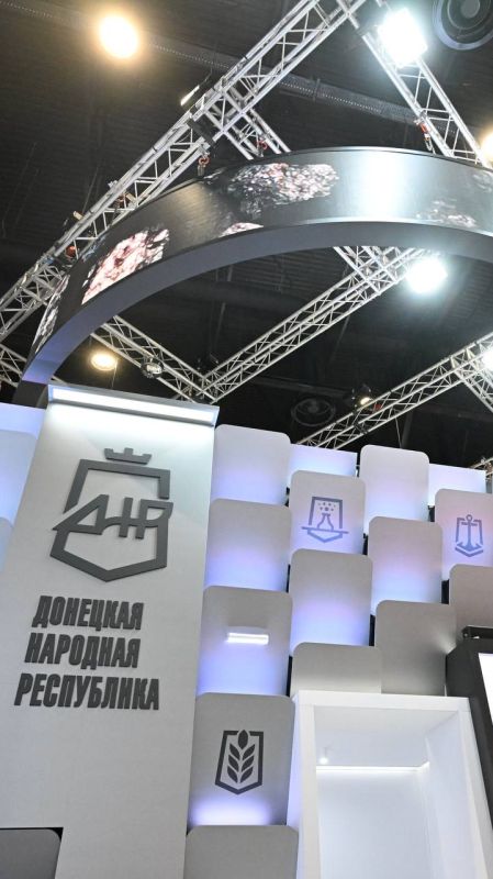 Кирилл Макаров: Итоги Петербургского международного экономического форума для Донбасса — это не только 20 подписанных соглашений и рекордные 53 миллиарда рублей инвестиций Кирилл Макаров: Итоги Петербургского международного экономического форума для Донбасса — это не только 20 подписанных соглашений и рекордные 53 миллиарда рублей инвестиций