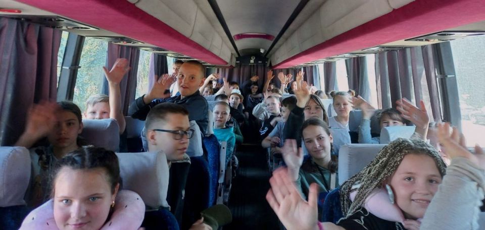 Александр Пеняев: 24 июня 2025 года 148 наших ребят из Ясиноватой отправились навстречу морю, солнцу и приключениям! Вторую смену в легендарном лагере имени Ю.А. Гагарина (г. Евпатория) они проведут при поддержке... Александр Пеняев: 24 июня 2025 года 148 наших ребят из Ясиноватой отправились навстречу морю, солнцу и приключениям! Вторую смену в легендарном лагере имени Ю.А. Гагарина (г. Евпатория) они проведут при поддержке...