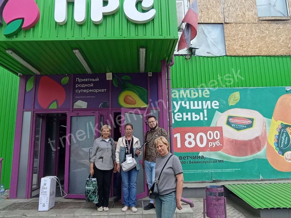 Алексей Кулемзин: В Куйбышевском районе прошёл внеплановый рейд Народного контроля по соблюдению правил торговли и санитарных норм Алексей Кулемзин: В Куйбышевском районе прошёл внеплановый рейд Народного контроля по соблюдению правил торговли и санитарных норм