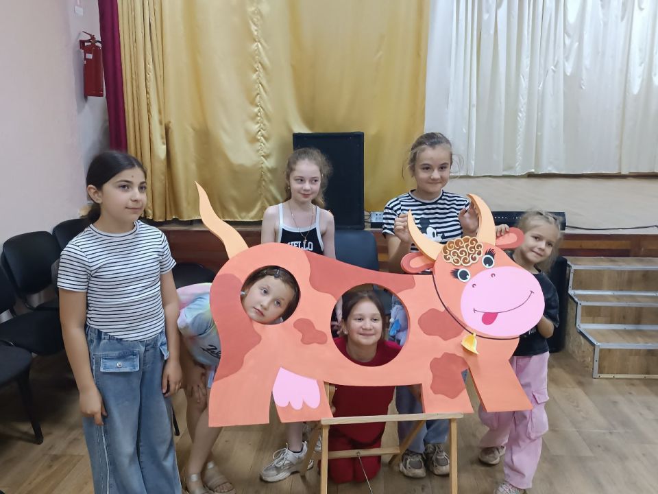 Конкурсно-игровая программа «Поиграем, пошумим» Конкурсно-игровая программа «Поиграем, пошумим»