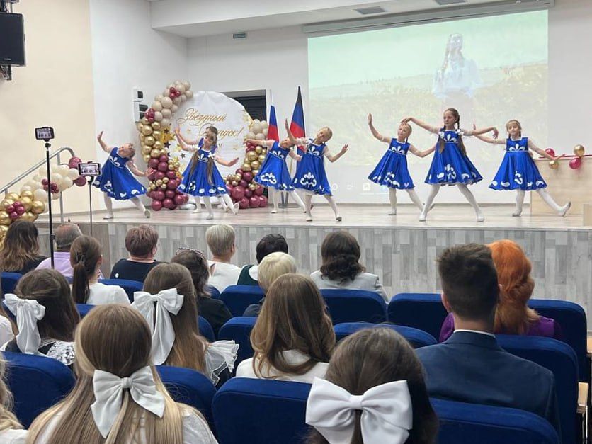 В Кировском состоялось чествование 33 медалистов В Кировском состоялось чествование 33 медалистов