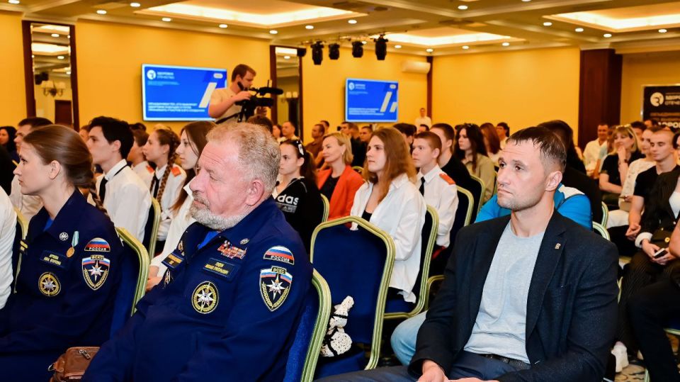 Представители Ясиноватой приняли участие в учредительной конференции Общественного движения Здоровое Отечество Представители Ясиноватой приняли участие в учредительной конференции Общественного движения Здоровое Отечество