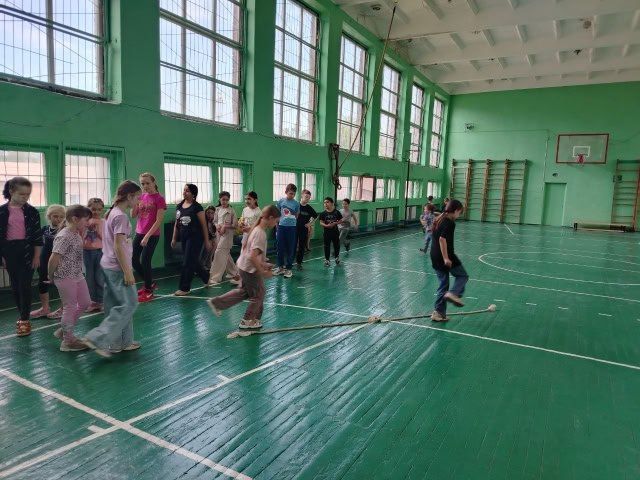 Месячник спорта «Спортивный Донбасс» Месячник спорта «Спортивный Донбасс»
