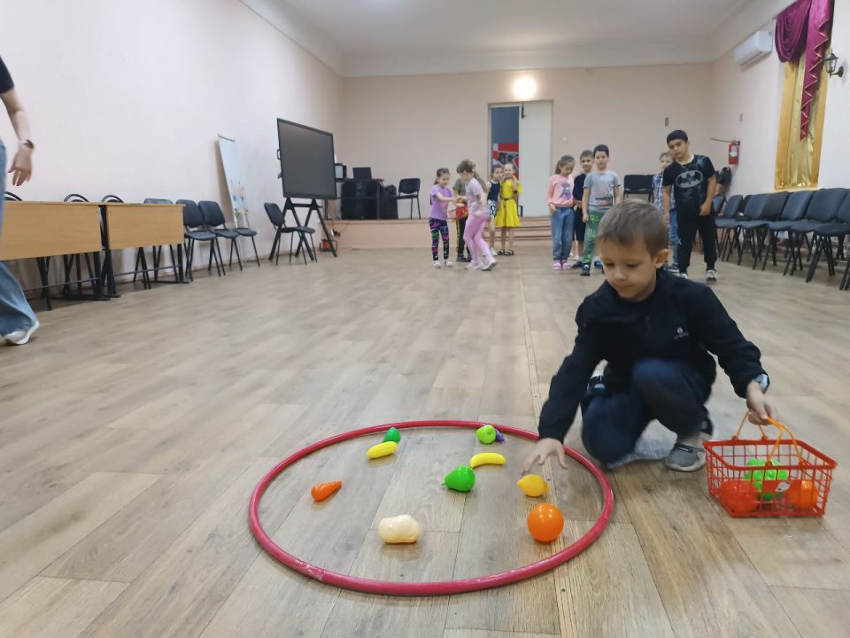 Игровая программа «Путешествие в страну игр» Игровая программа «Путешествие в страну игр»