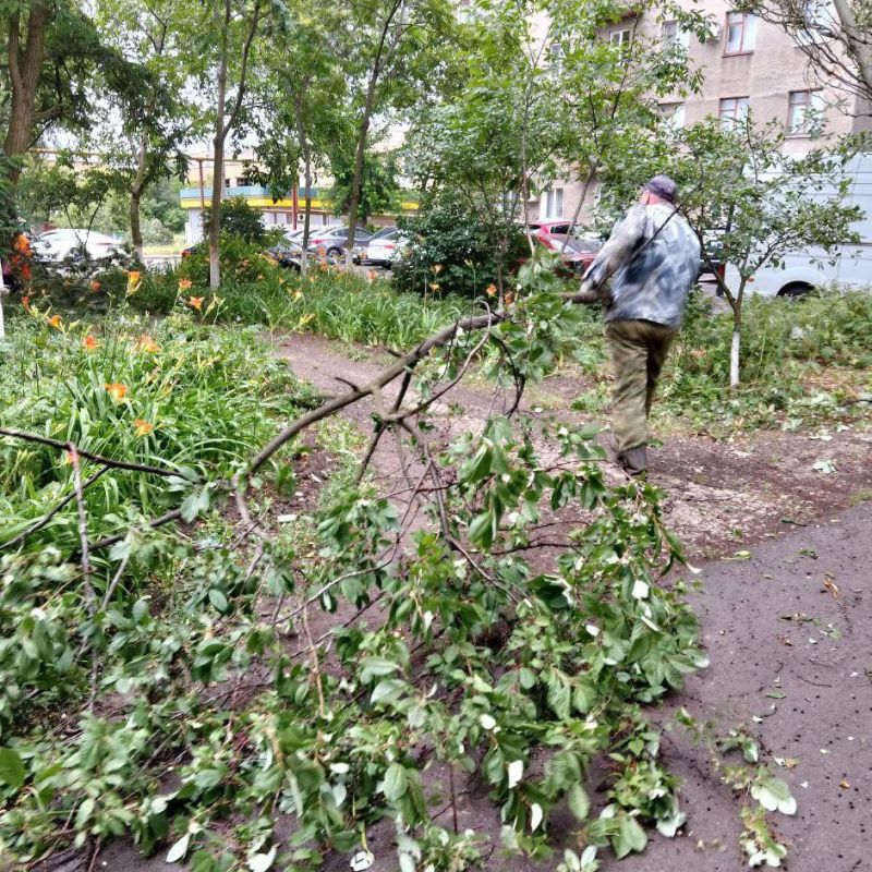 Бригада Владимирского водоканала продолжает работать в Кировском Бригада Владимирского водоканала продолжает работать в Кировском