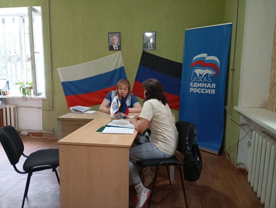 Сергей Желновач: Сегодня, 25.06.2025 в городе Светлодарск состоялся выездной приём нотариуса Дебальцевского городского нотариального округа Белолипской Анны Александровны Сергей Желновач: Сегодня, 25.06.2025 в городе Светлодарск состоялся выездной приём нотариуса Дебальцевского городского нотариального округа Белолипской Анны Александровны