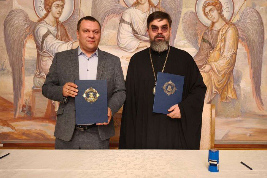 Министерством образования и науки ДНР подписаны соглашения о сотрудничестве с Донецкой и Горловской епархиями Русской Православной Церкви Министерством образования и науки ДНР подписаны соглашения о сотрудничестве с Донецкой и Горловской епархиями Русской Православной Церкви