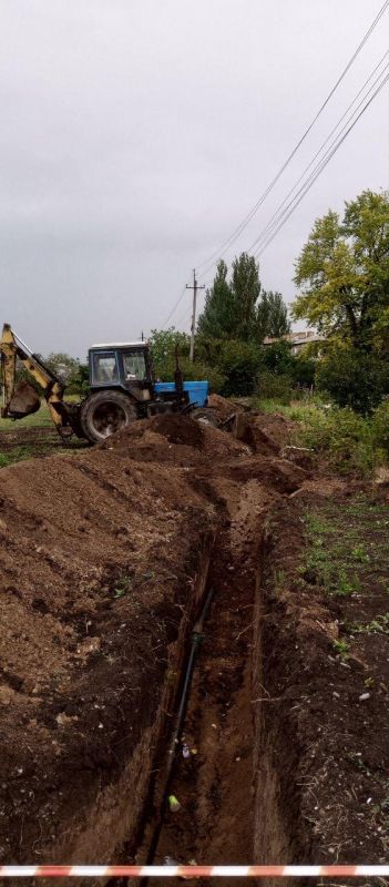 Аварийная бригада Республики Бурятия продолжает устранять неполадки на сетях водоснабжения в Старобешево и Комсомольское Аварийная бригада Республики Бурятия продолжает устранять неполадки на сетях водоснабжения в Старобешево и Комсомольское