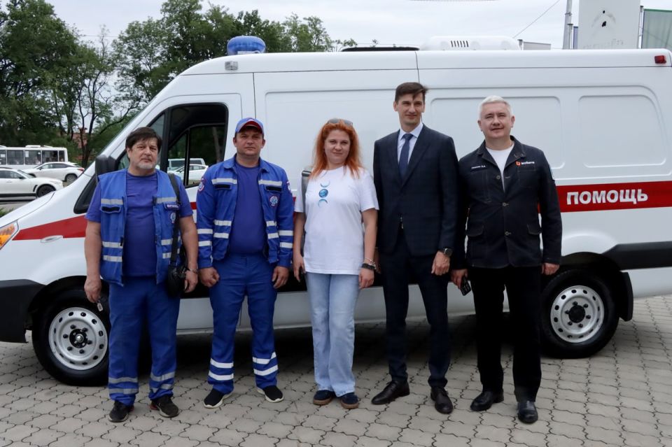 Развитие партнерства: УАЗ продолжает поддерживать здравоохранение ДНР Развитие партнерства: УАЗ продолжает поддерживать здравоохранение ДНР